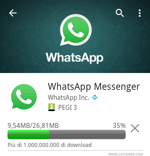 PlayStore scarica l'aggiornamento di Whatsapp sul cellulare