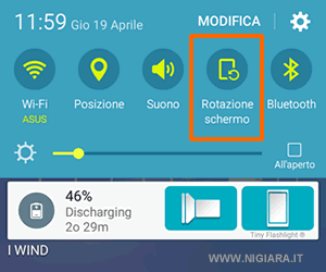 la barra delle notifiche con l'icona della rotazione schermo