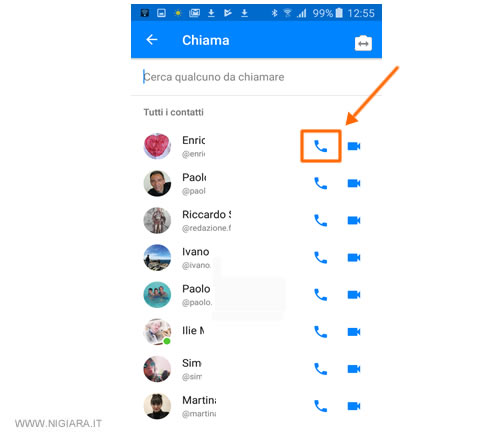 premi sul simbolo del telefono vicino al contatto da chiamare
