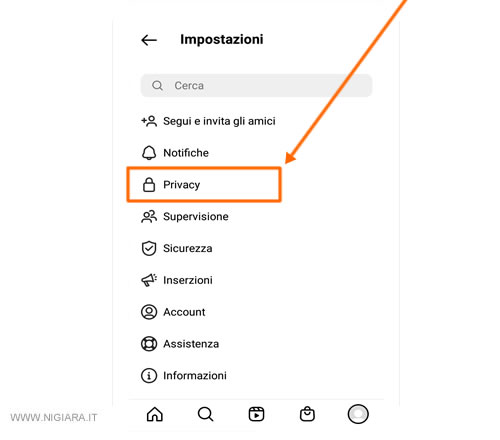 seleziona la voce Privacy
