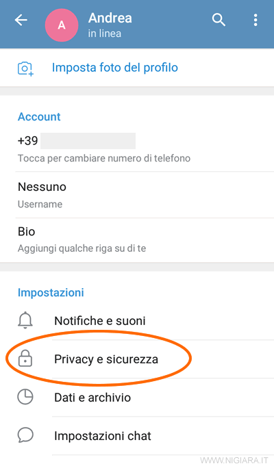 seleziona la voce Privacy e Sicurezza